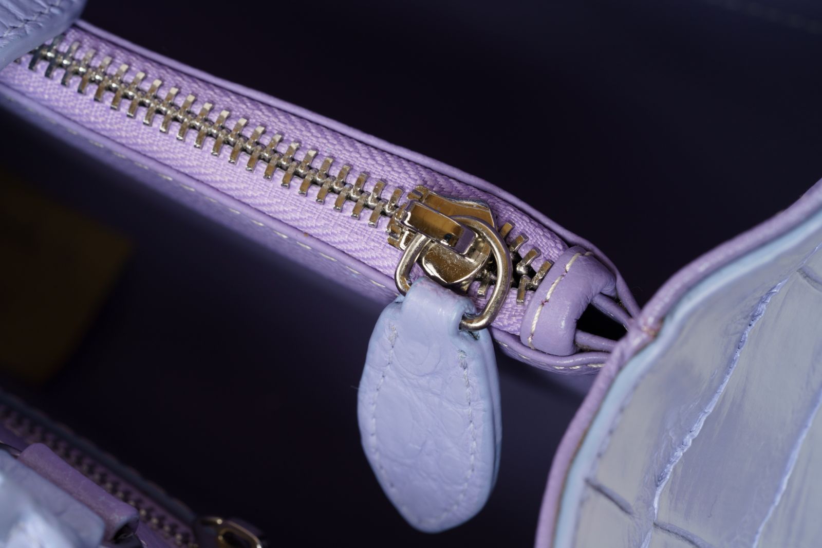 気品と女性らしさを纏う2