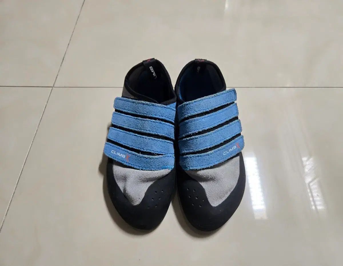 クライムエクス クライミングシューズ