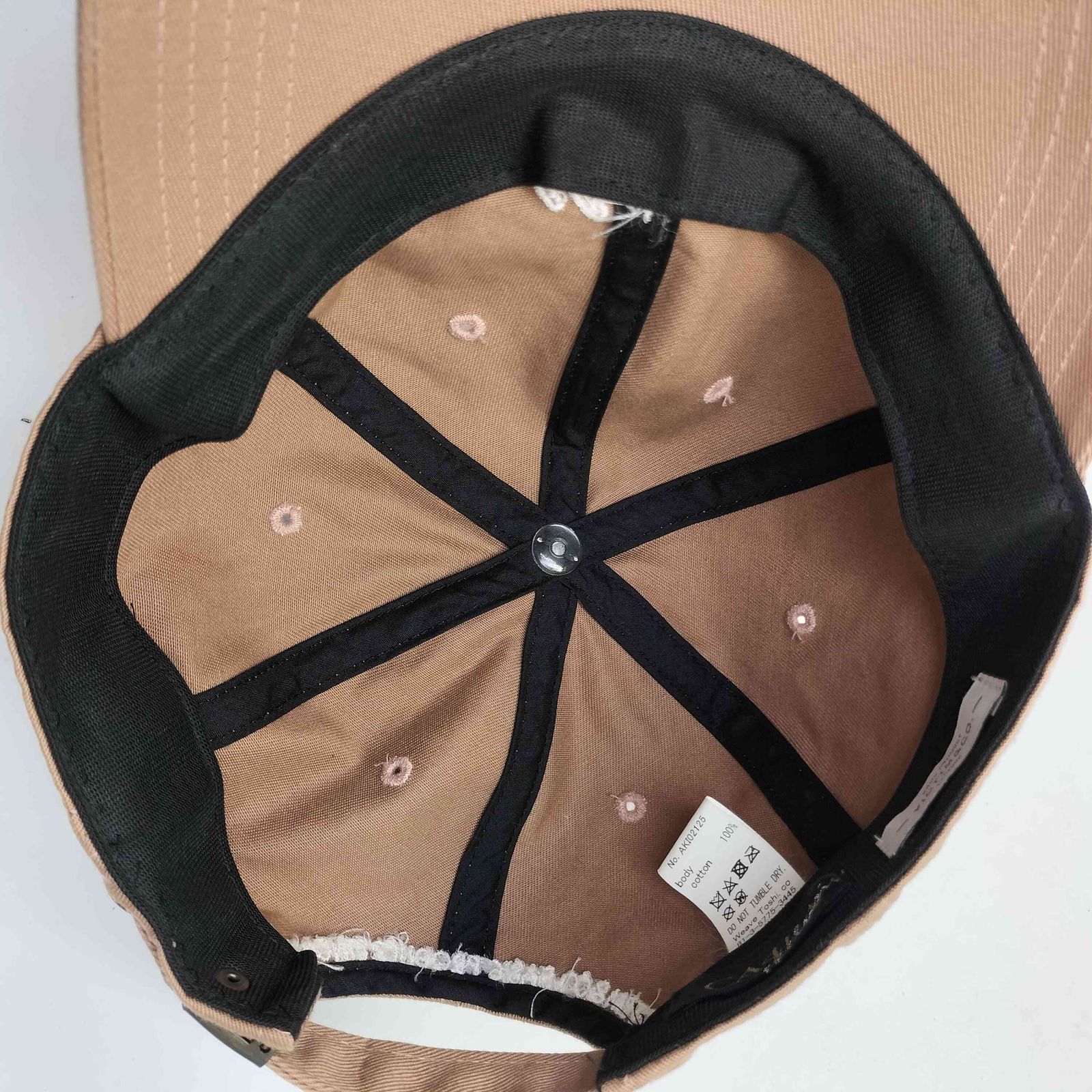 カシラ CA4LA VICTIM＆CO. コラボ ロゴ刺繍 6パネル キャップ 帽子