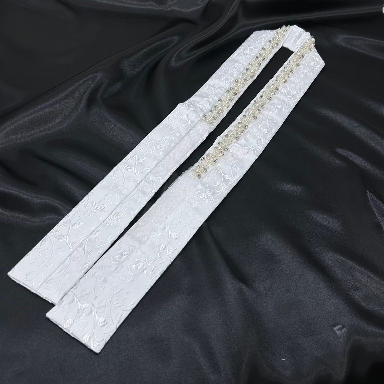 白 白パール装飾