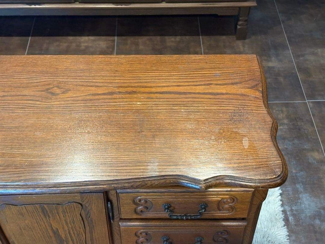 ヨーロピアン　クラシック　オーク材　サイドボード　クラシカル　アンティーク ヨーロピアン クラシック オーク材 サイドボード クラシカル