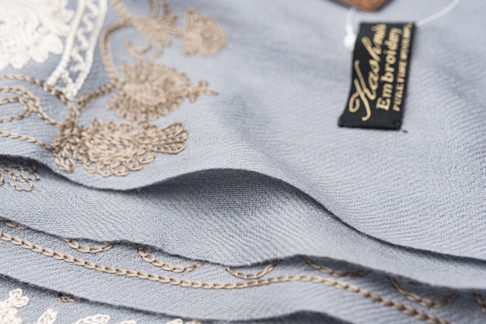  ウール100％大判ショール カシミール刺繍 グレー 着物ショール 着物 浴衣