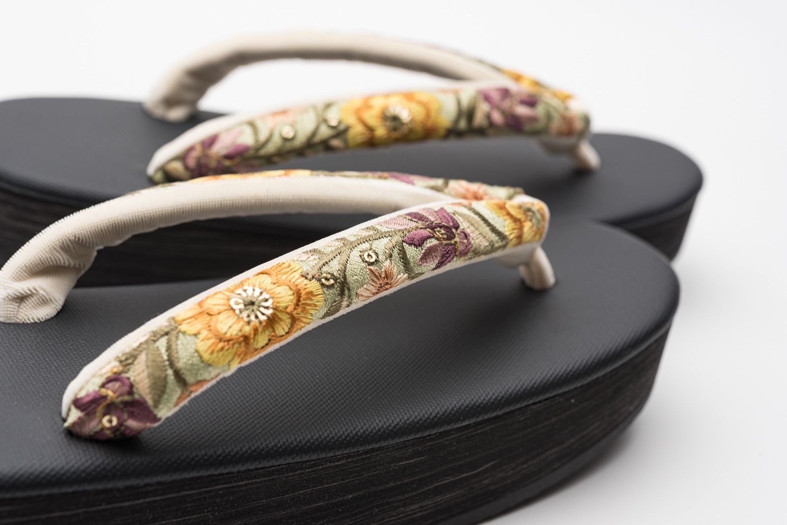 F インド刺繍鼻緒