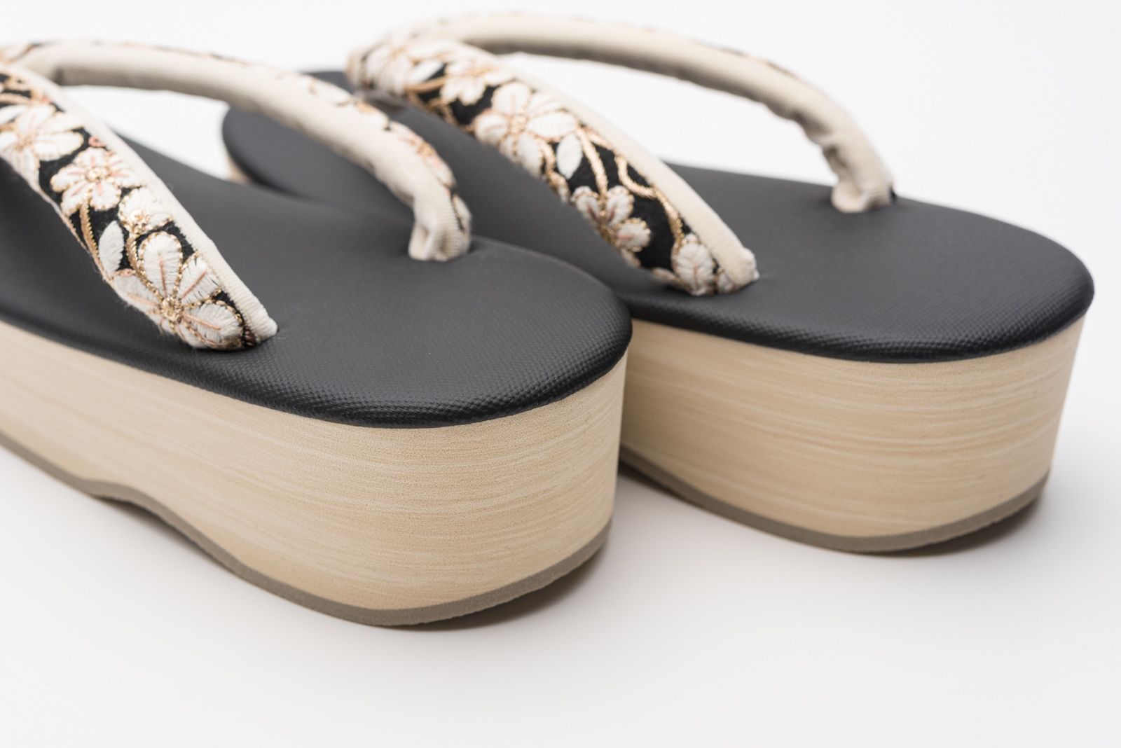 インド刺繍鼻緒