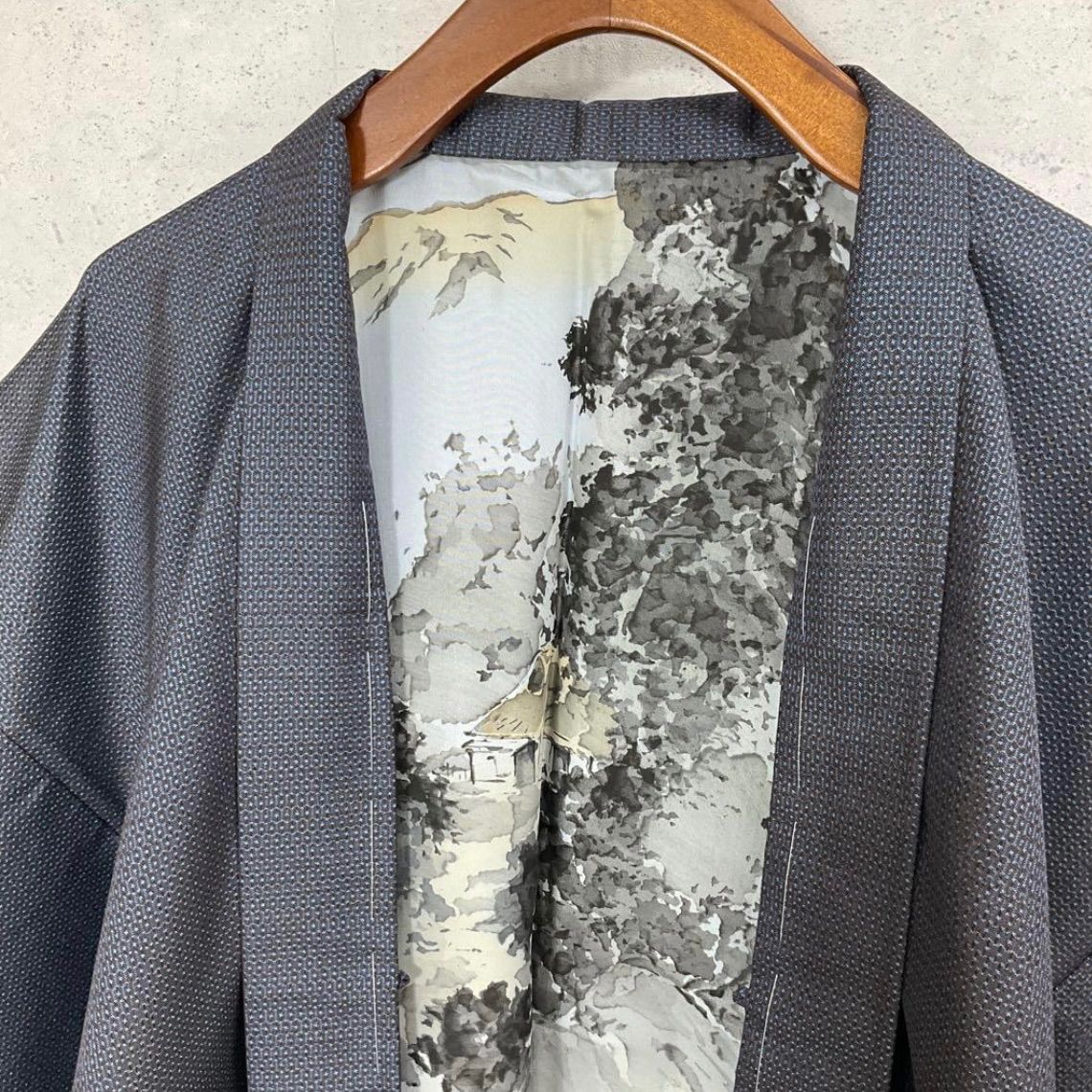 同然⬛️本場奄美大島紬⬛️藍大島紬⬛️亀甲伽藍⬛️アンサンブル⬛️仕付け糸付き⬛️袷⬛️裄70 5丈149