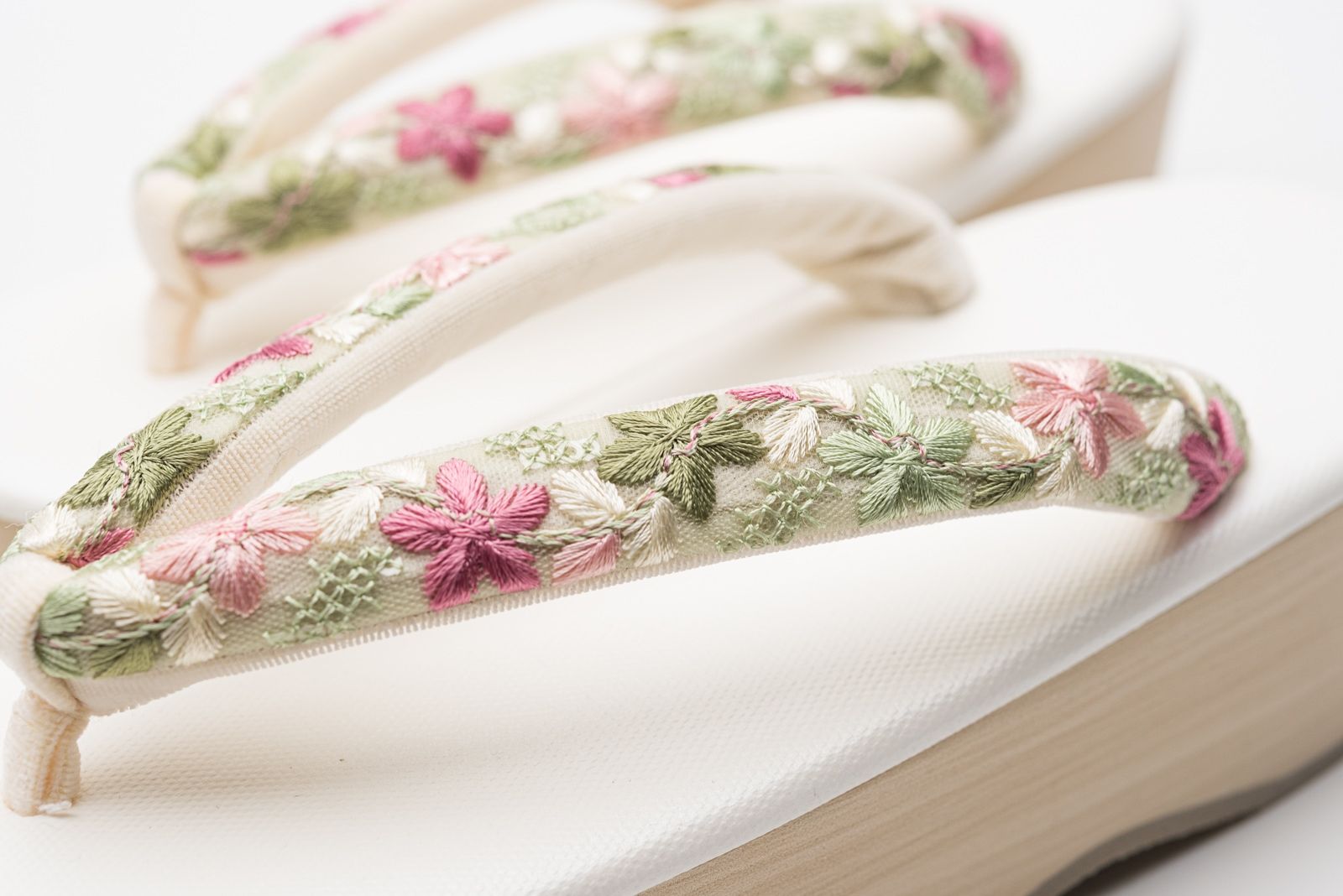 インド刺繍鼻緒 EVA草履