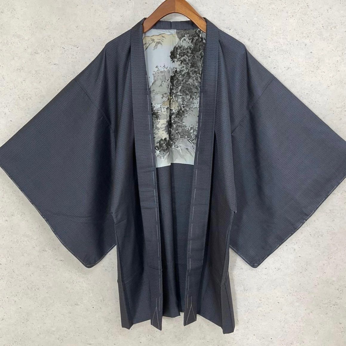 kimono one⬛️男前屋⬛️ 同然⬛️本場奄美大島紬⬛️藍大島紬⬛️亀甲伽藍⬛️アンサンブル⬛️仕付け糸付き⬛️袷⬛️裄70 5丈149