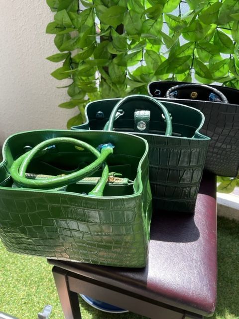 鮮やかグリーン クロコ