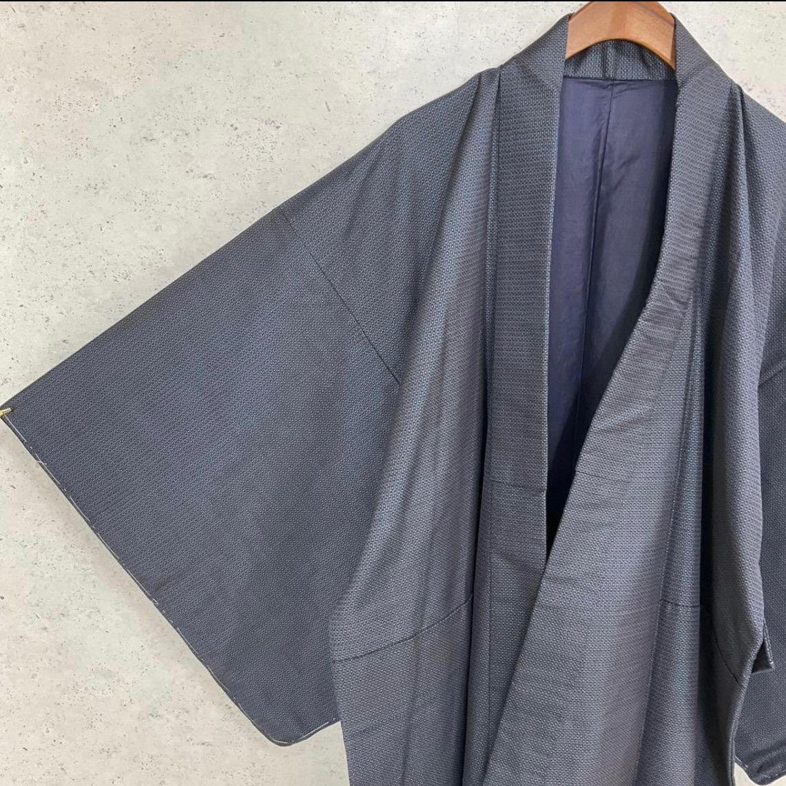  kimono one⬛️男前屋⬛️ 同然⬛️本場奄美大島紬⬛️藍大島紬⬛️亀甲伽藍⬛️アンサンブル⬛️仕付け糸付き⬛️袷⬛️裄70 5丈149 着物セット 着物 浴衣