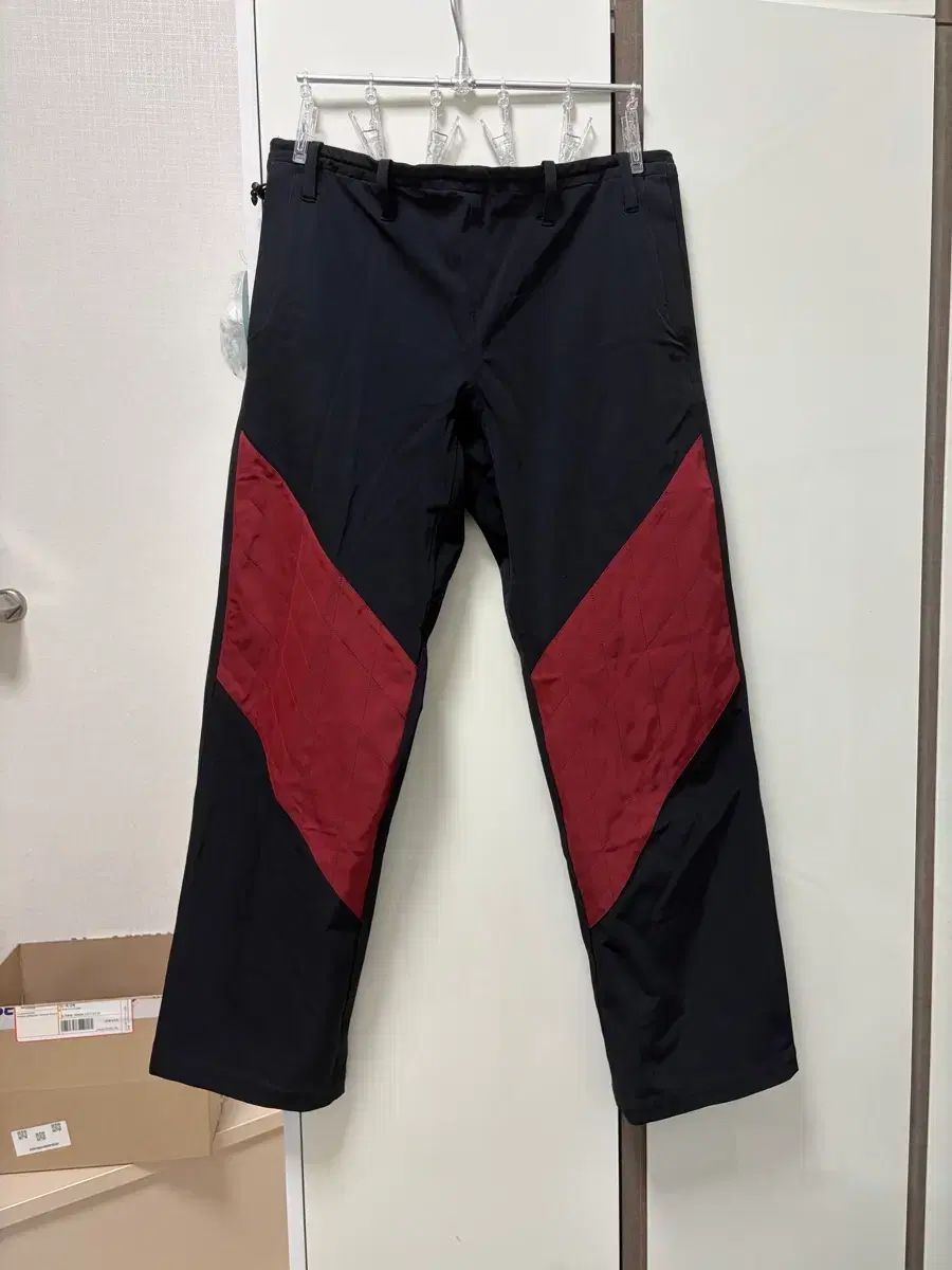 アシックス ノヴァリス トレーナー パンツ