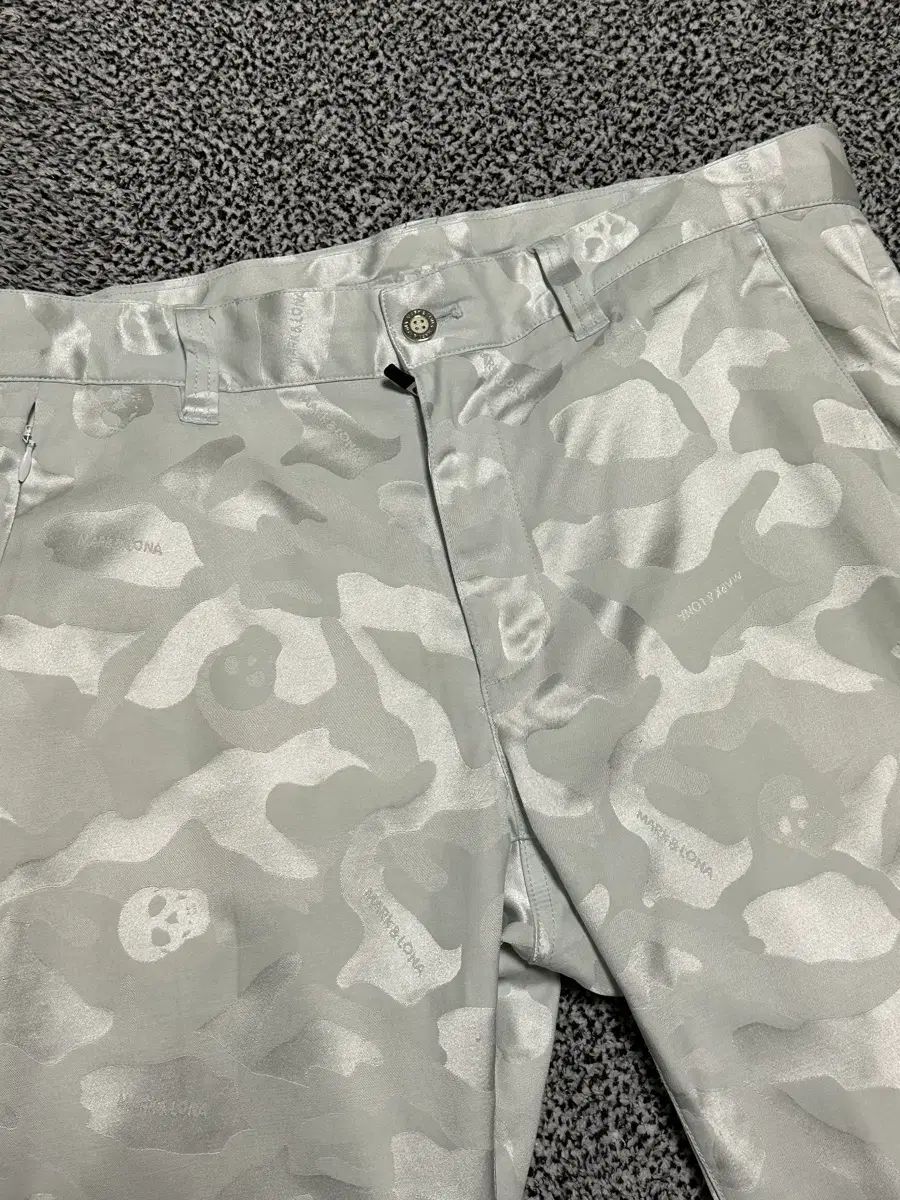 MARK - LONA マークアンドロナ メンズ32 カモフラージュ ゴルフ ズボン