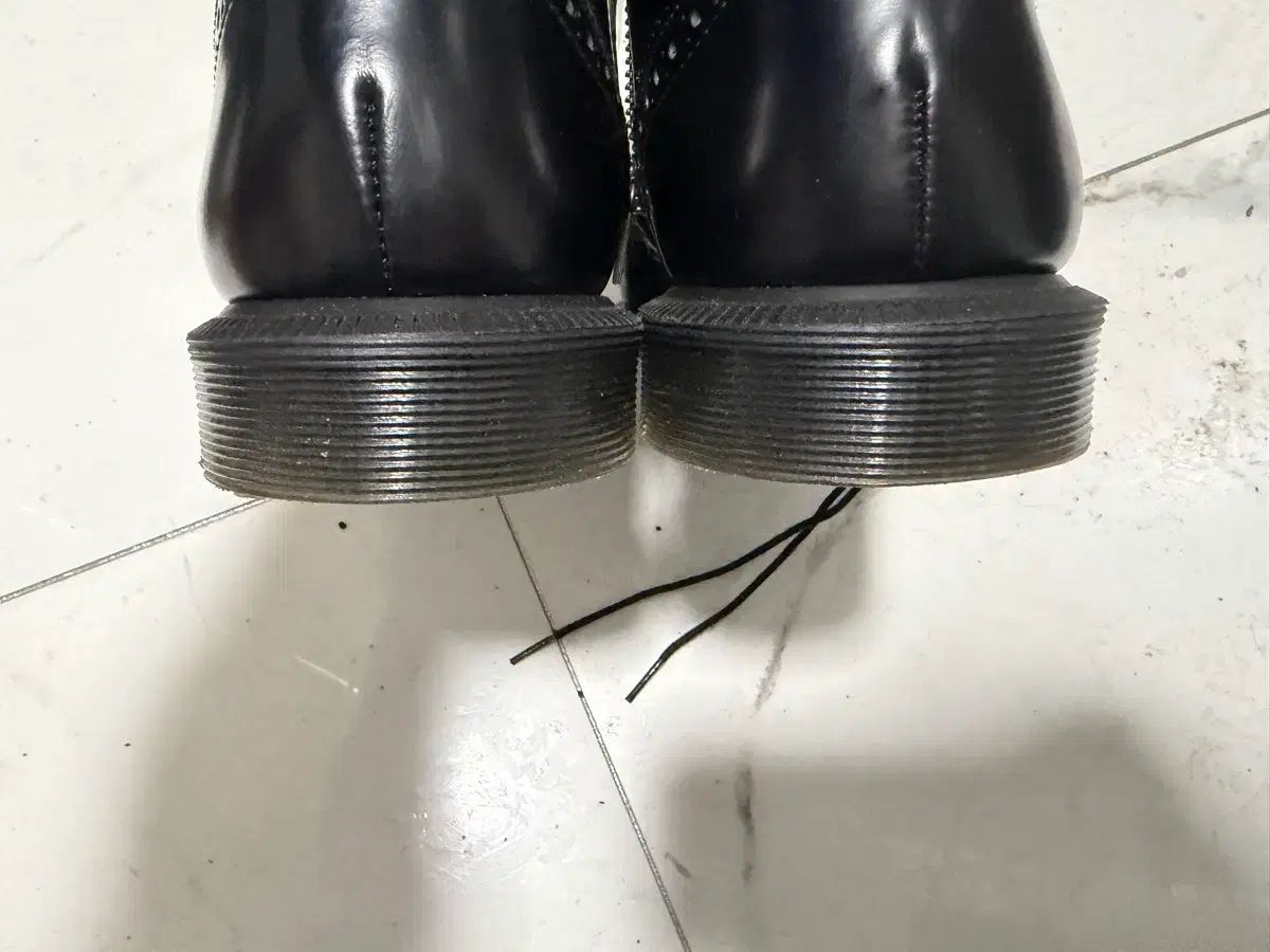 MARTENS ドクターマーチン