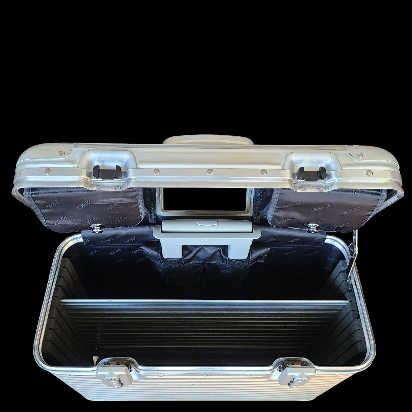 リモワRIMOWA トパーズ