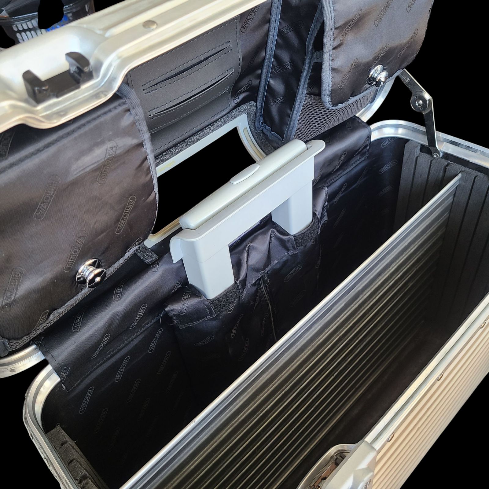 スーツケース キャリー