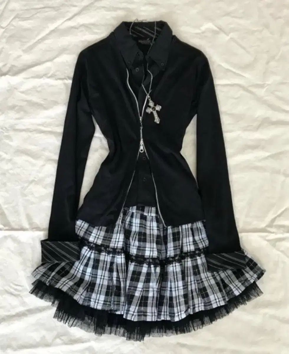 ブラック シャツ レイヤード チェック プリーツ スカート