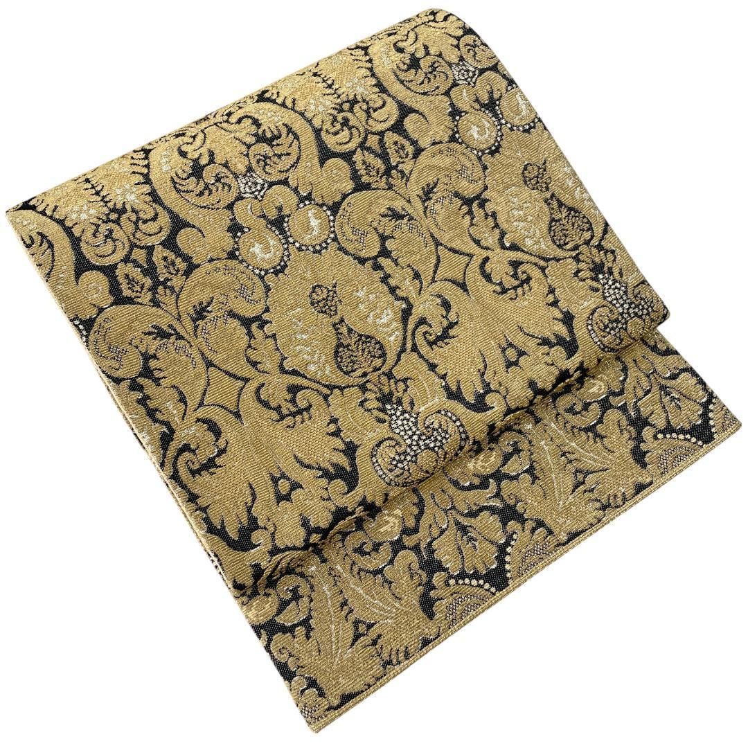 落ち着いたゴールド 振袖