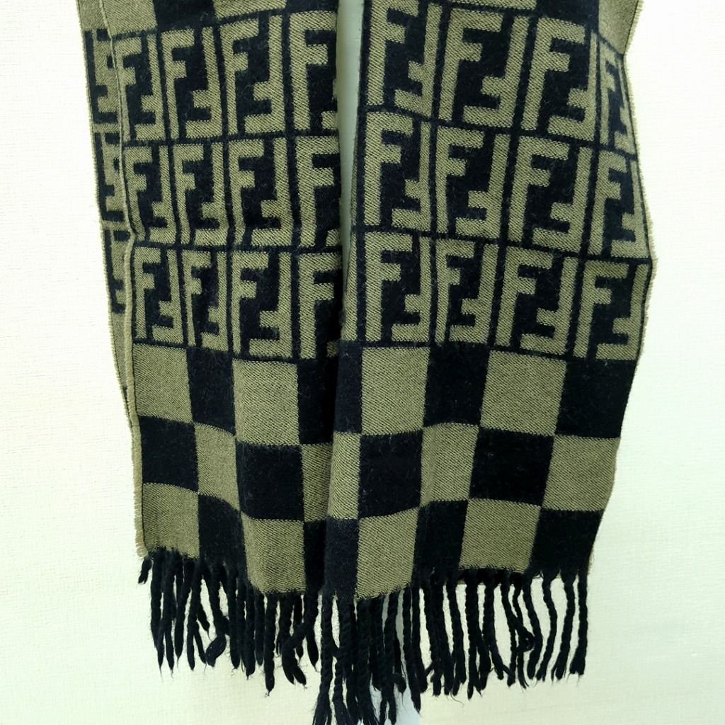 フェンディ ズッカ柄 マフラー 100% ウール ライトブラウン系 ブラック
