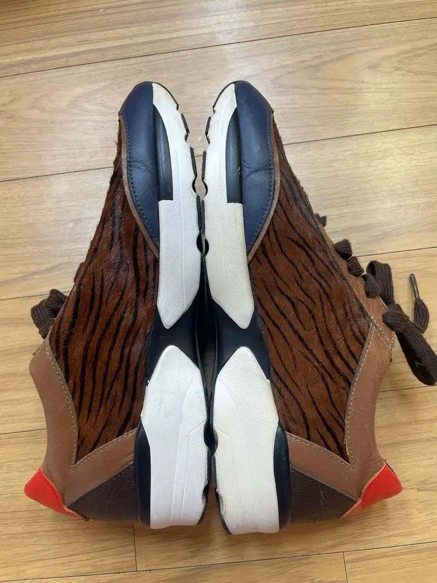  MICHAH レオパード柄 スニーカー 240 フラットシューズ バレエシューズ パンプス