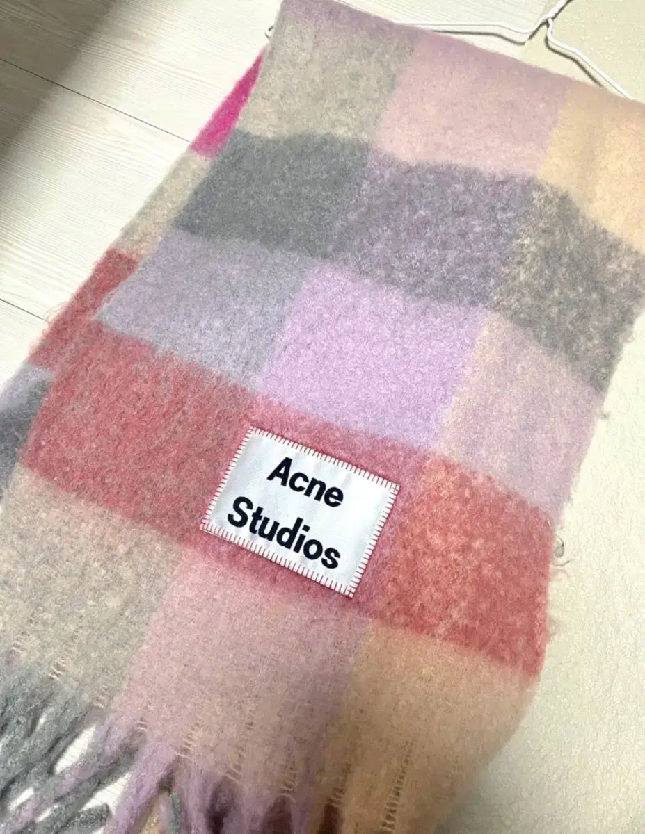 2019 アクネストゥディオズ CHECK マフラー ライラックピンク ロゴ