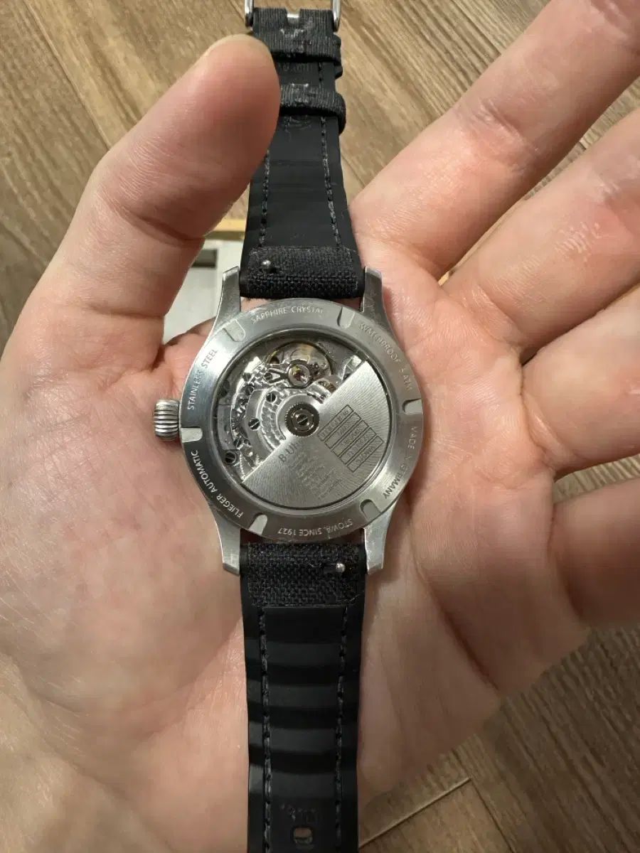 ロゴ ノンデイト