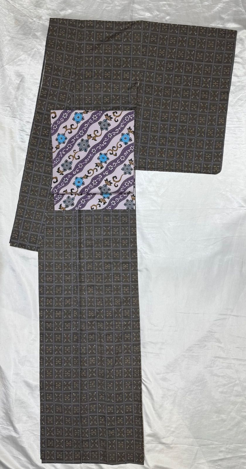 華麗 南風原 ハイ 花織 グレー正絹袷広襟