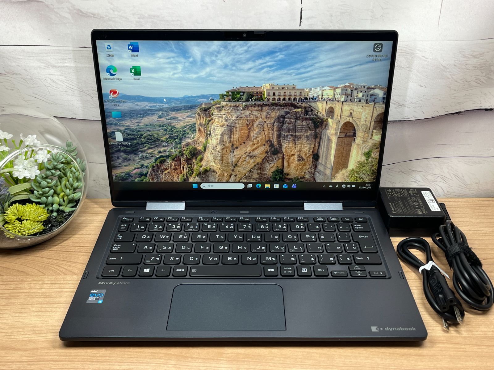 026 Dynabook V 83 HS 16 GB SSD 256 第11世代 office 2025 ノートパソコン 軽量