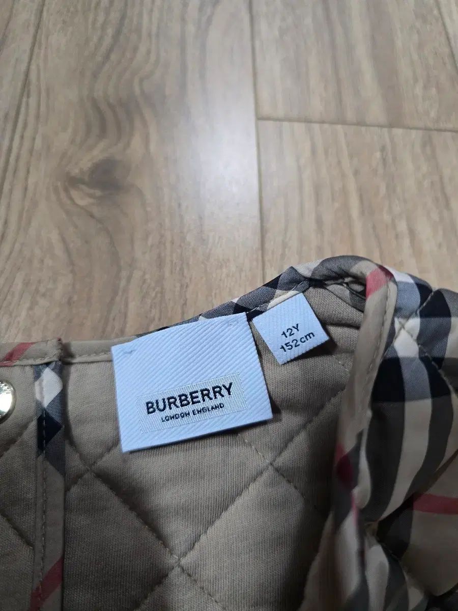 バーバリー キッズ キルティング チェック ワンピース