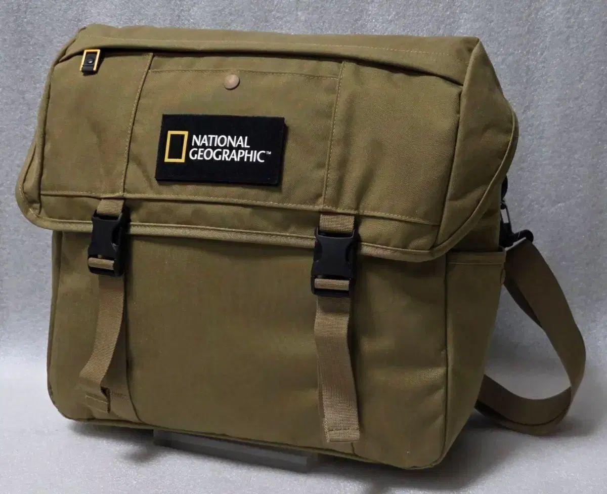 ナショナルジオグラフィック National Geographic モンタナ クロスバッグ