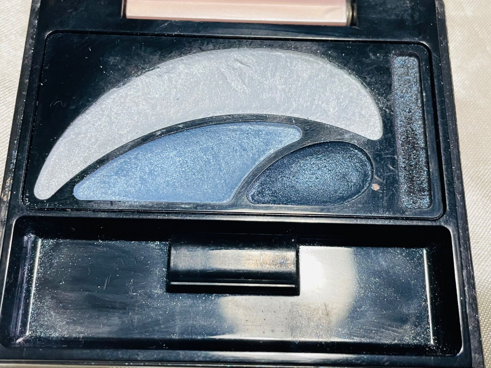 オーブクチュール アイシャドウ まとめ売り - メルカリ