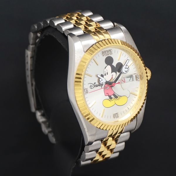 QZ 石付 ミッキーマウス ディズニー 0134/1000 シルバー文字盤