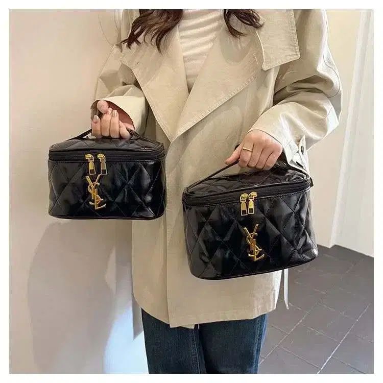 イヴ サンローラン ブラック キルティング コスメティック バッグ 大 小