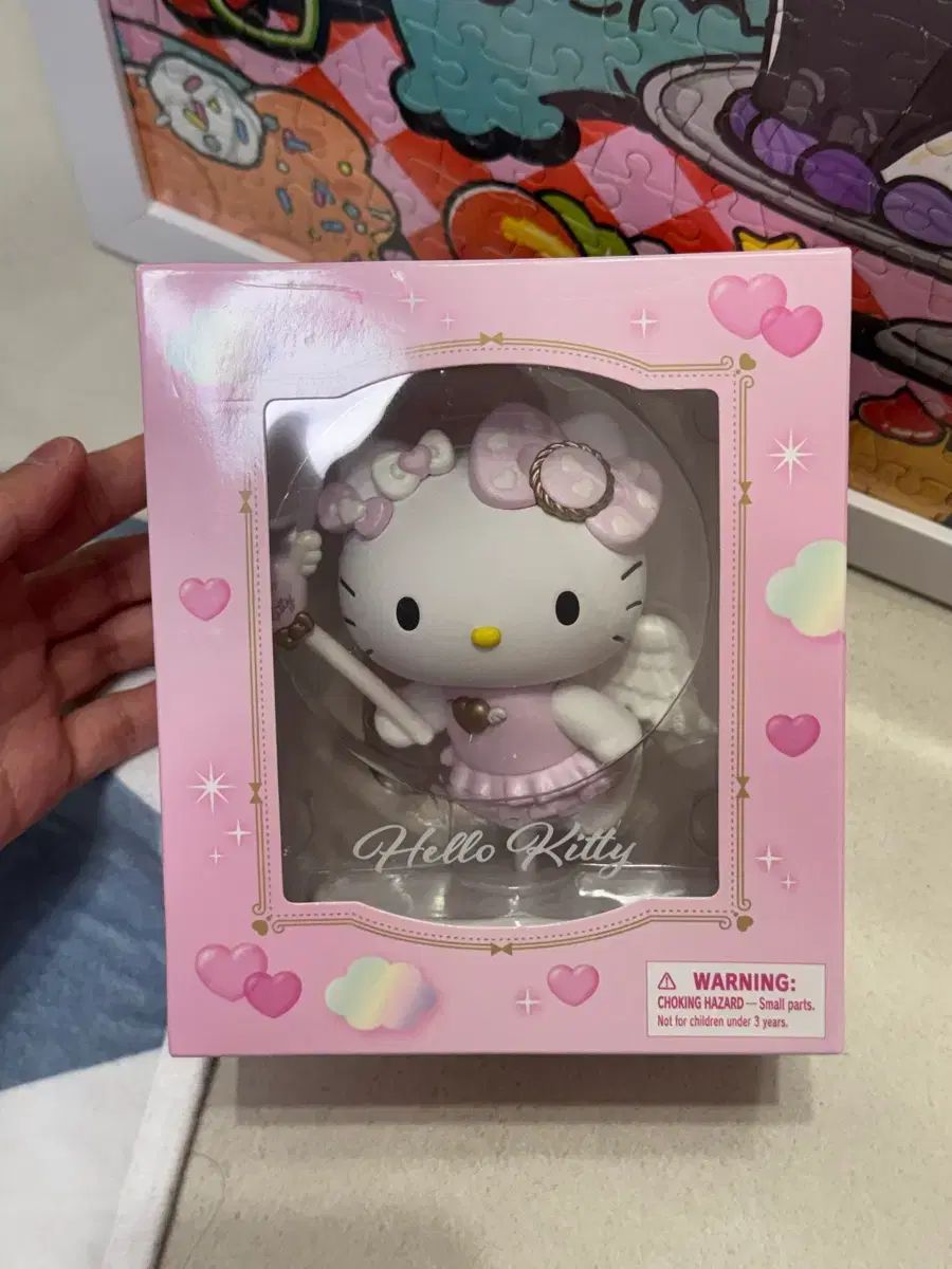 ハローキティ エンジェル フィギュア