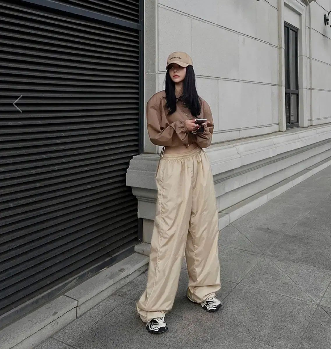 ランガー アーロン トレーナー ジョガー パンツ ベージュ