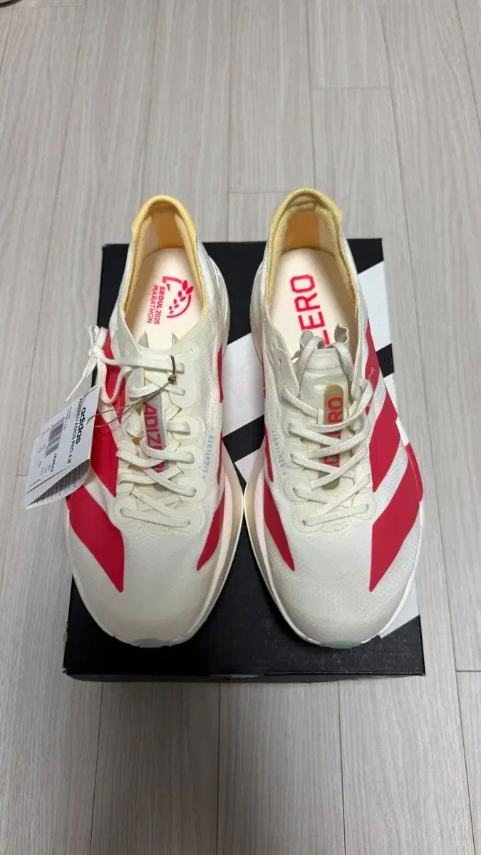 アディダス アディゼロ アディオス プロ 4 270