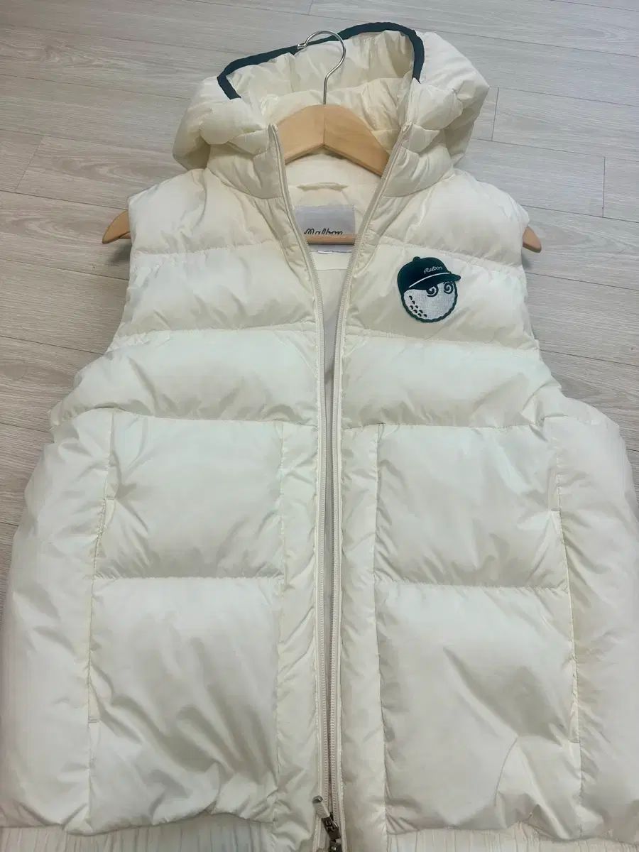 マルボンゴルフ グースダウン ベスト