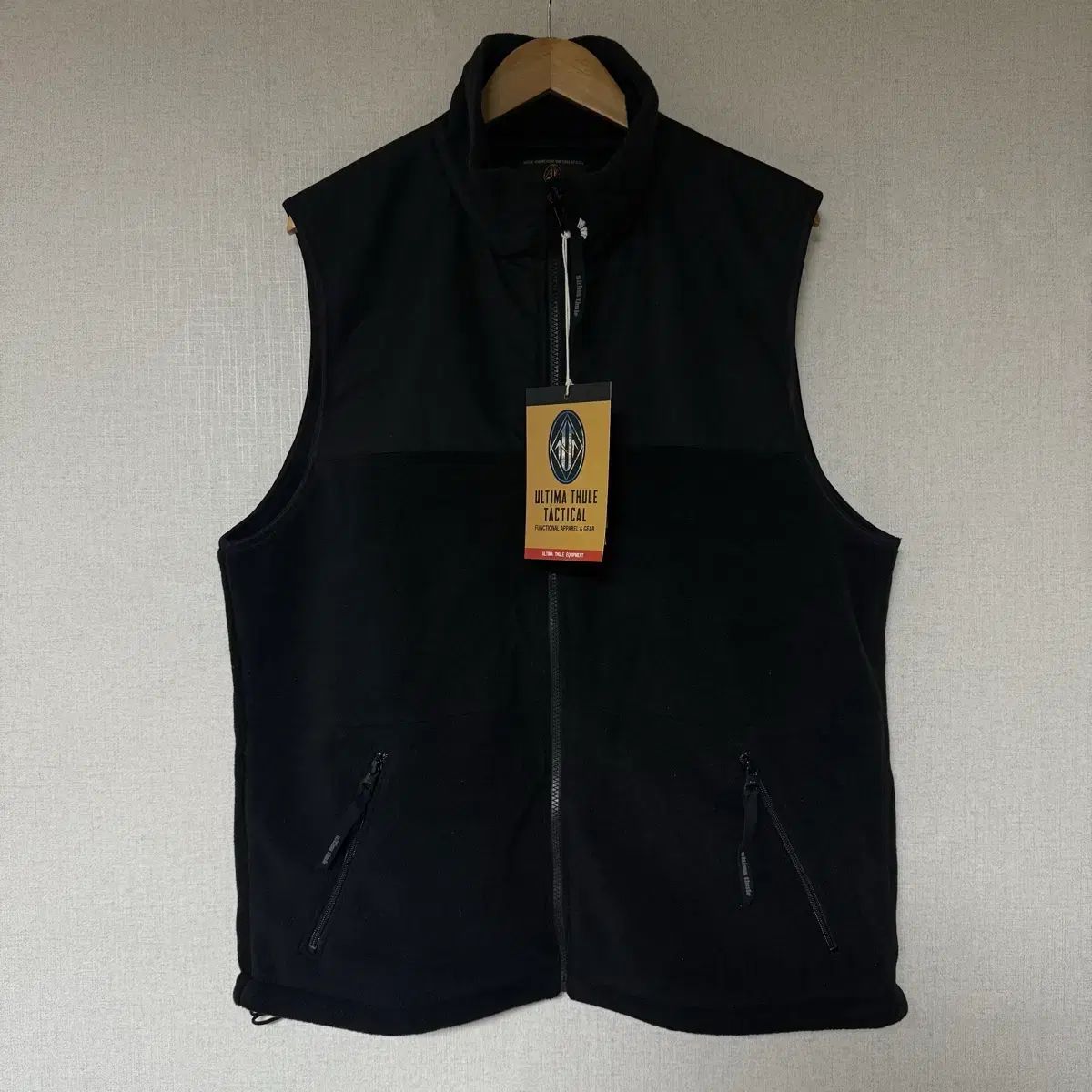 フリーホイーラーズTHE BEYONDベストULTIMA THULE XL黒 XL FREEWHEELERS(フリーホイーラーズ) ウルティマTHULE(スーリー) 