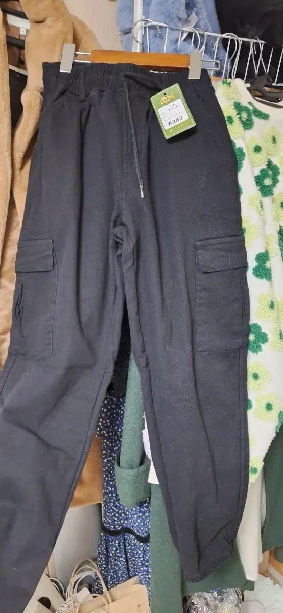 大人も着れるGUCCI ヒョウ柄トレーナー 大人も着れるGUCCI ヒョウ柄