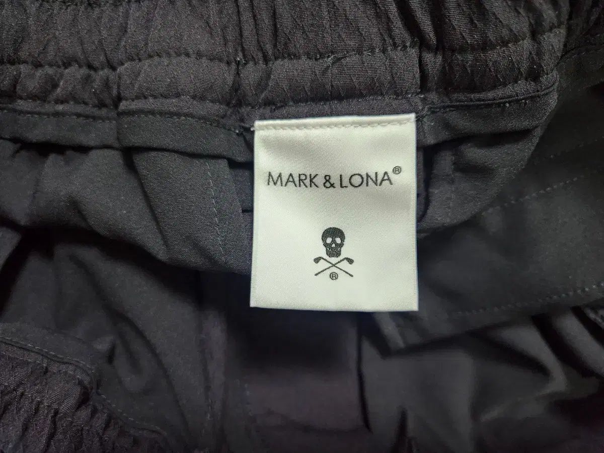 マークアンドロナ メンズゴルフパンツ ウエスト周り コレクション