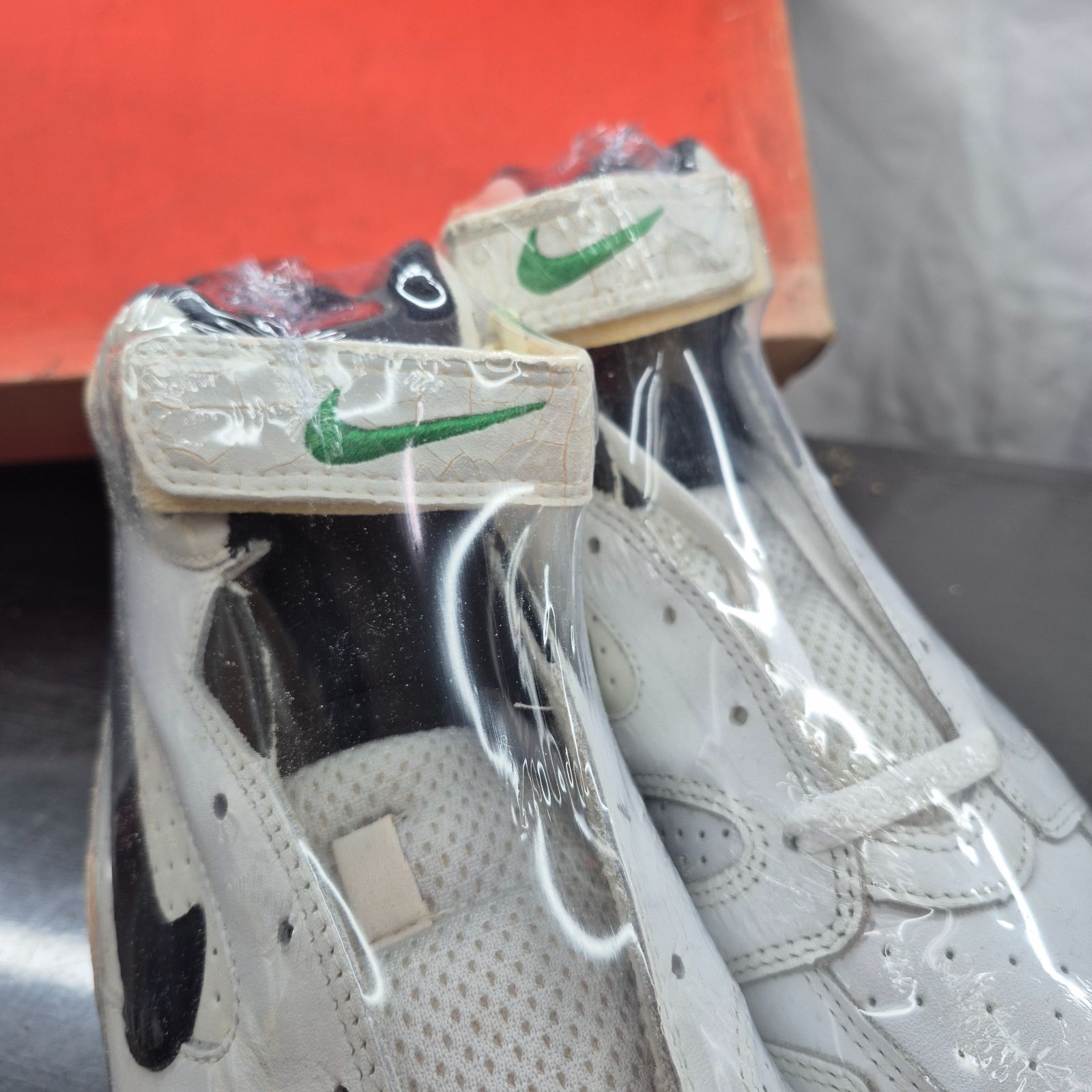1993 NIKE AIR SHEER FORCE MID PLUS【130185-101】US9 箱付きデッド 