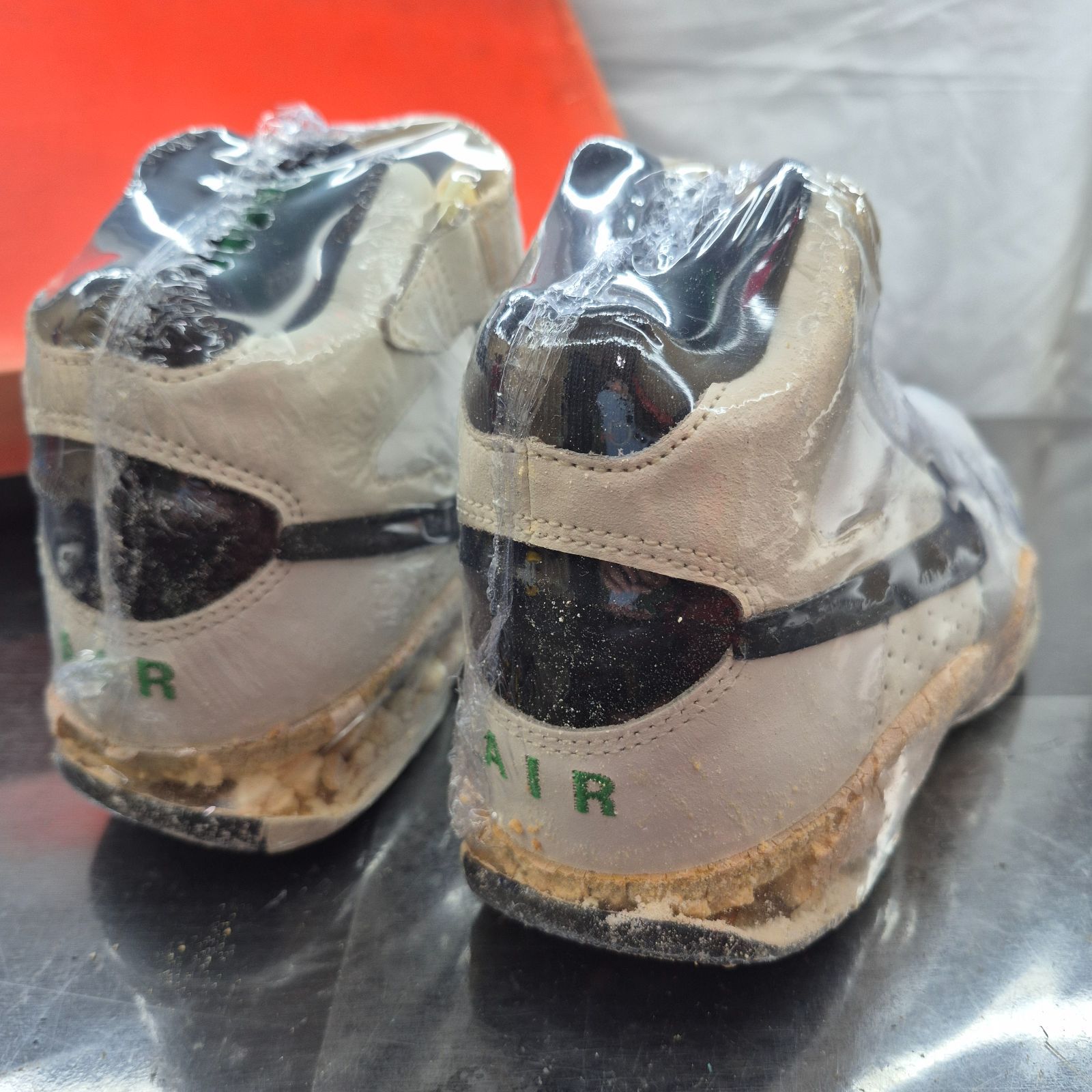 1993 NIKE AIR SHEER FORCE MID PLUS【130185-101】US9 箱付きデッド 