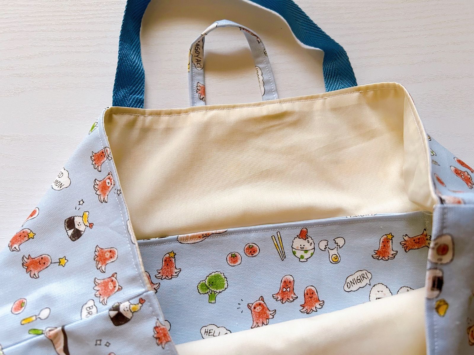 OTGS-TWN つなぐるみん（タコさんウィンナー） 手と手がつながる 入園・入学グッズ手作りキット（６点セット）たこさんウインナー | タコさんウィンナー（カラーレッド）（手芸・クラフト・生地 タコさんウィンナー（手芸・クラフト・生地｜日用品雑貨 byGMOペパボ 国内最大級の minne タコさんウインナーの人気通販 たこさんウィンナー 数量5から 生地 『NOVA タコさんウインナーコインケースの商品購入ページ｜クリエイターの