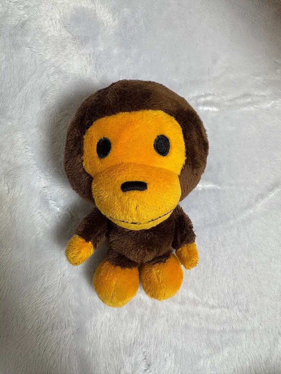 A BATHING APE アベイシングエイプ ベイビー マイロ キーチェーン ぬいぐるみ