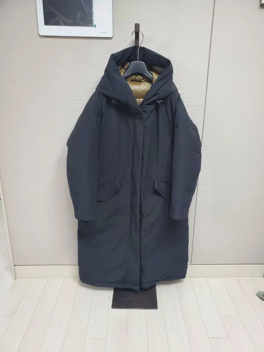 状態良し KOLON SPORT コーロンスポーツ ハイ LINE グースロングダウン ブラック 95 ユニセックス