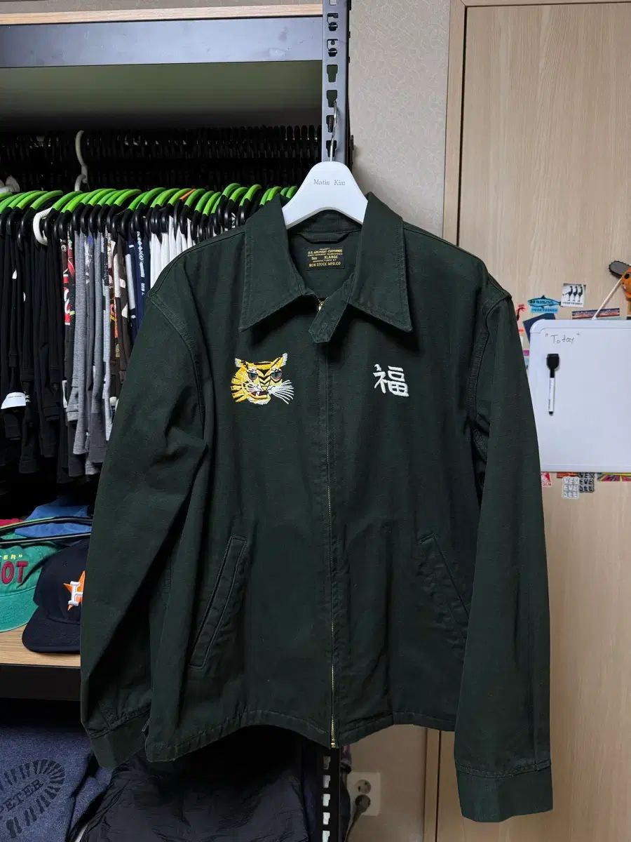 XL BRONSON ノンスットク ベトナム スーベニアオフィシャル ジャケット