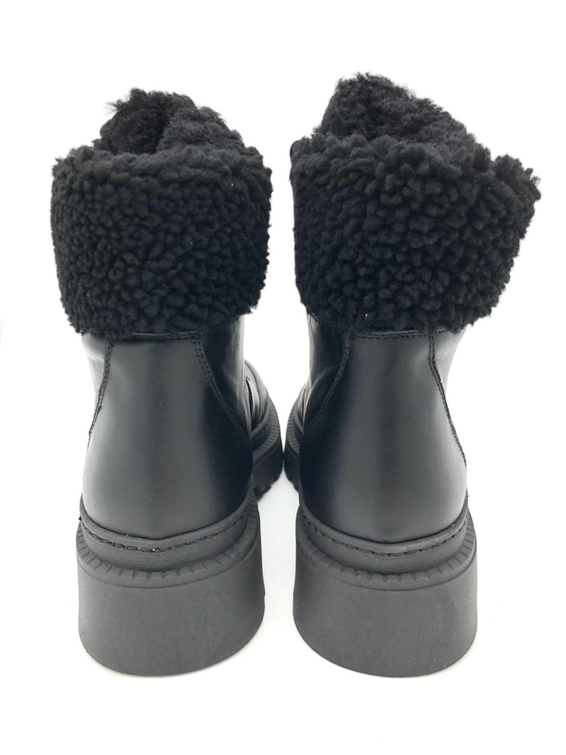 ムートンブーツ