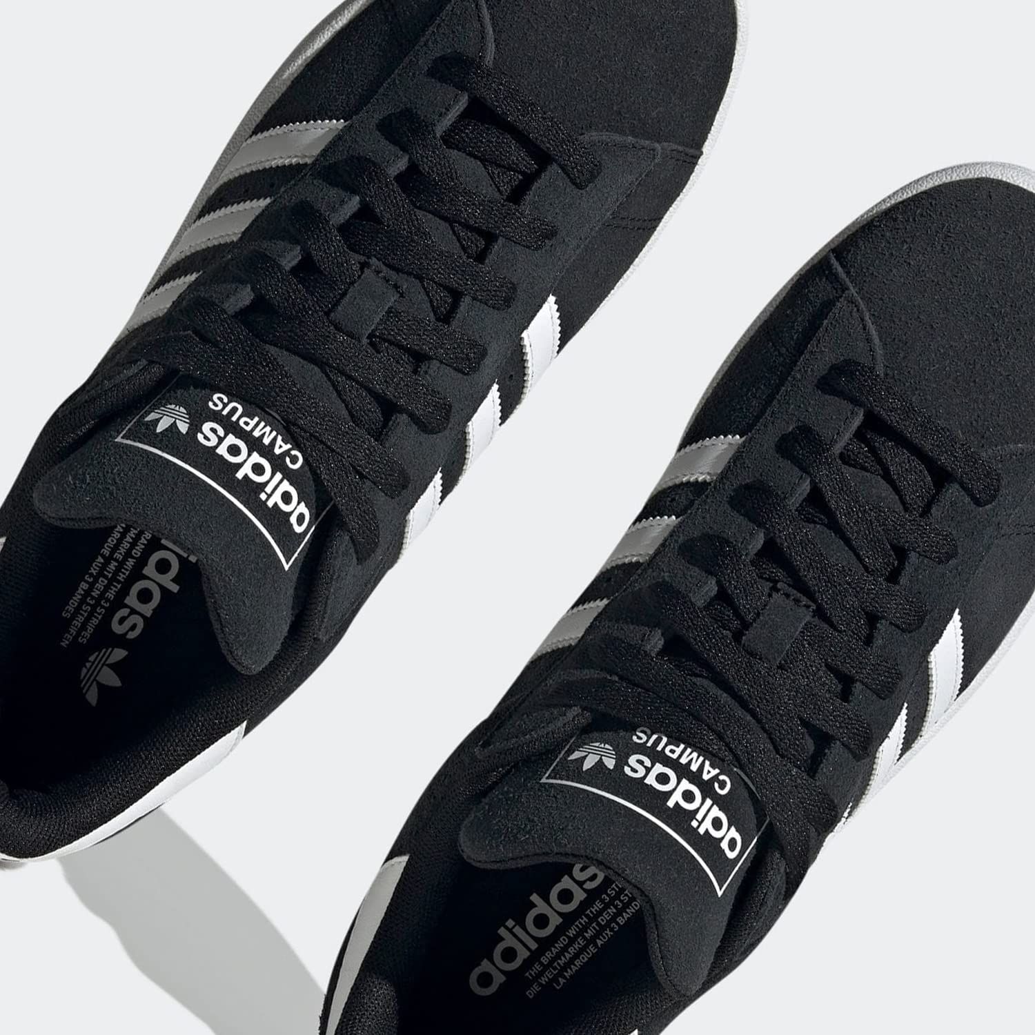 フットウェアホワイト ID