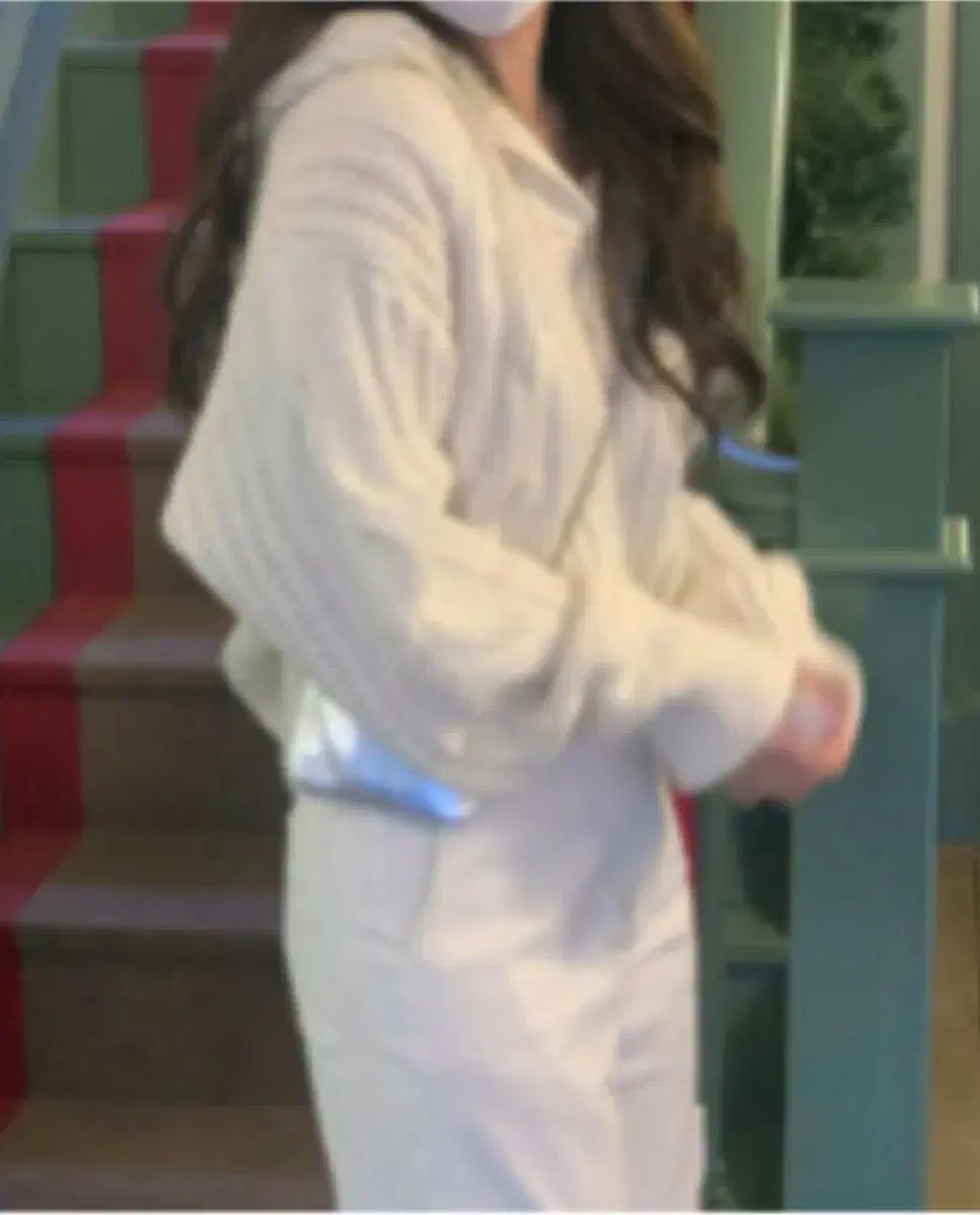 88500 Livour even hood knit