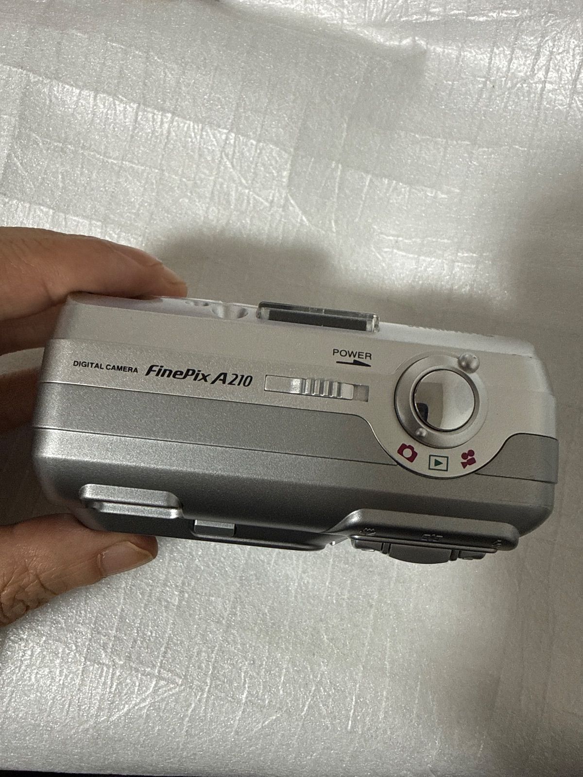 ❗️美品❗️デジカメ 本体 FUJIFILM Finepix A210 ❗️動作良好