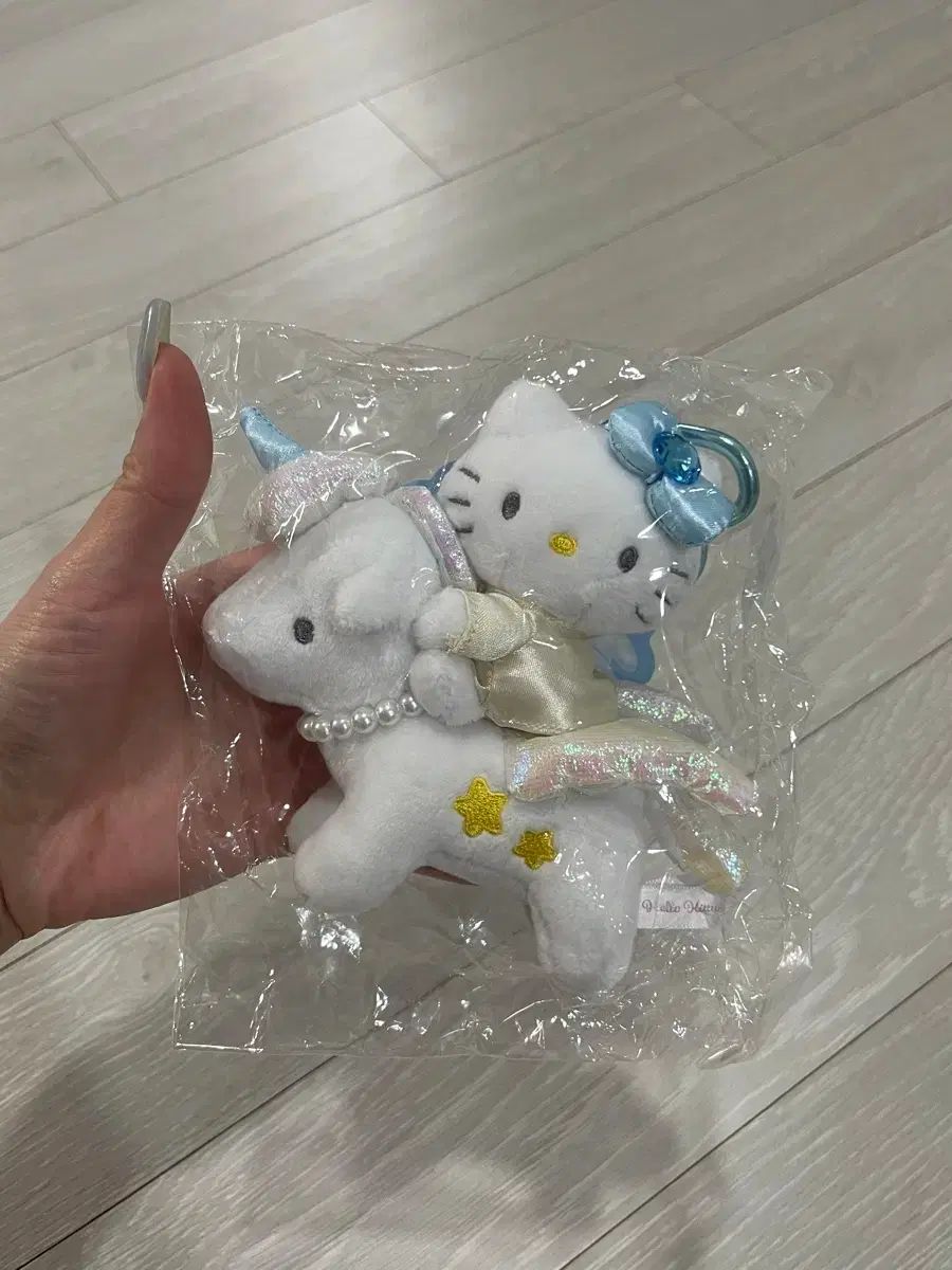 激安大特価，100%新品 (正規品) サンリオ ファンタジアシリーズ ユニコーンハローキティ マスコット ぬいぐるみ その他