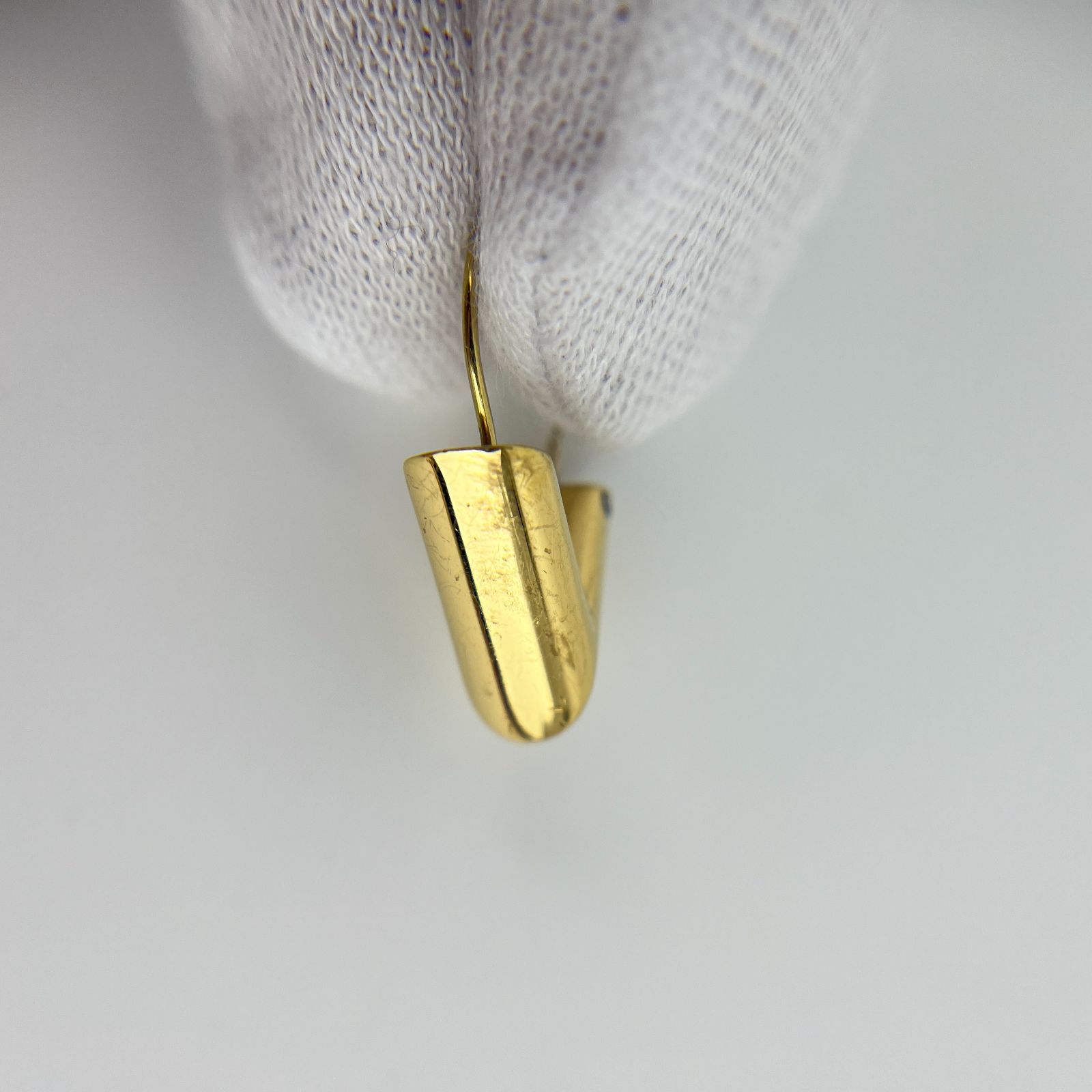 中古】LOUIS VUITTON ルイヴィトン エセンシャルV ピアス ゴールド